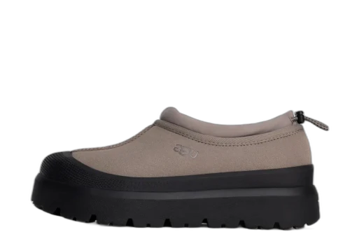 UGG Tasman Weather Hybrid Slipper Smoke Plume Black