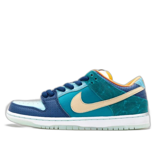 Nike SB Dunk Low MIA Skate Shop