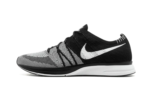 Nike Flyknit Trainer Oreo