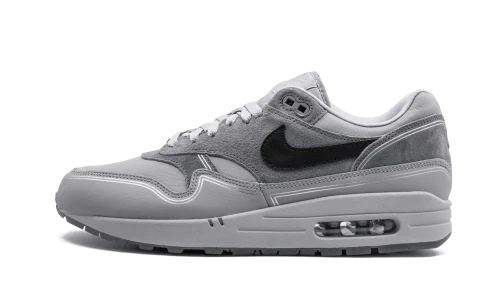 Nike Air Max 1 Pompidou Center Night