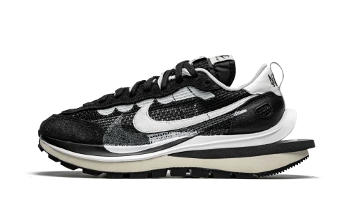 Nike Vaporwaffle sacai Black White