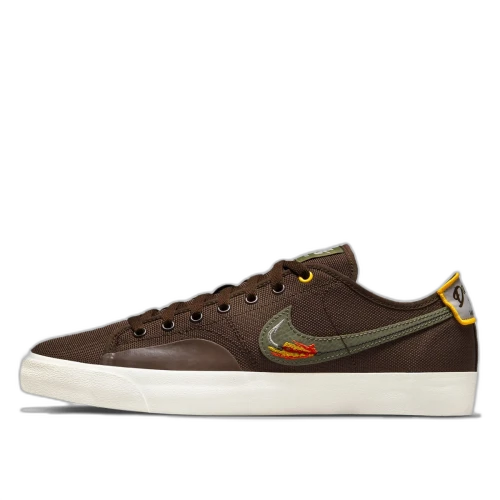 Nike SB Blazer Court Daan Van Der Linden Baroque Brown