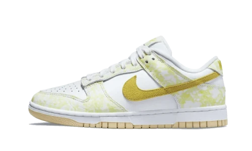 Nike Dunk Low Yellow Strike (Women's)