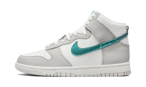 Nike Dunk High FLS (Women's)