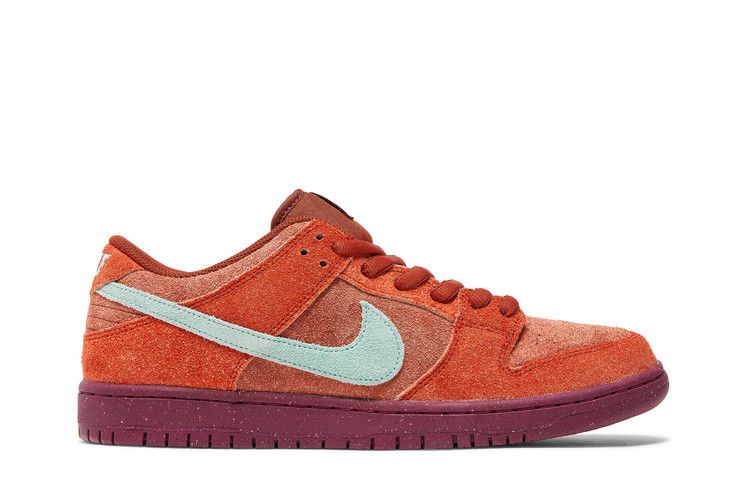 Nike SB Dunk Low Mystic Red Rosewood