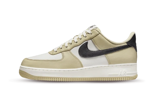 Nike Air Force 1 '07 LX Low Team Gold