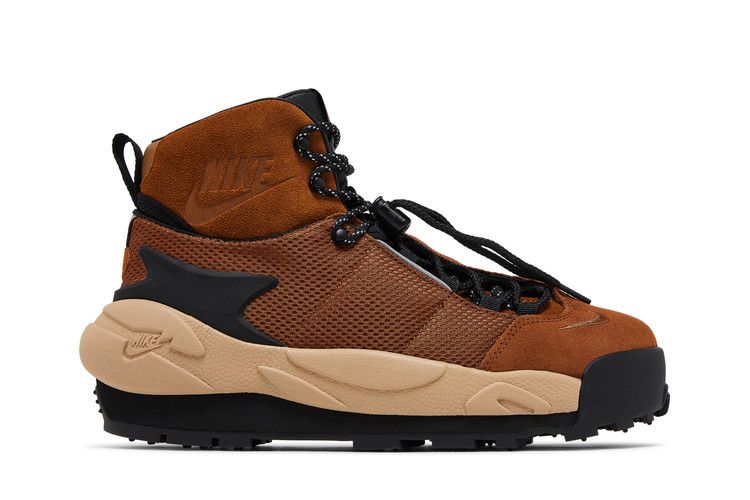Nike Magmascape SP sacai Light British Tan