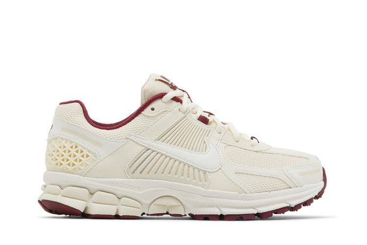 Nike Zoom Vomero 5 Valentine's Day (Women's)