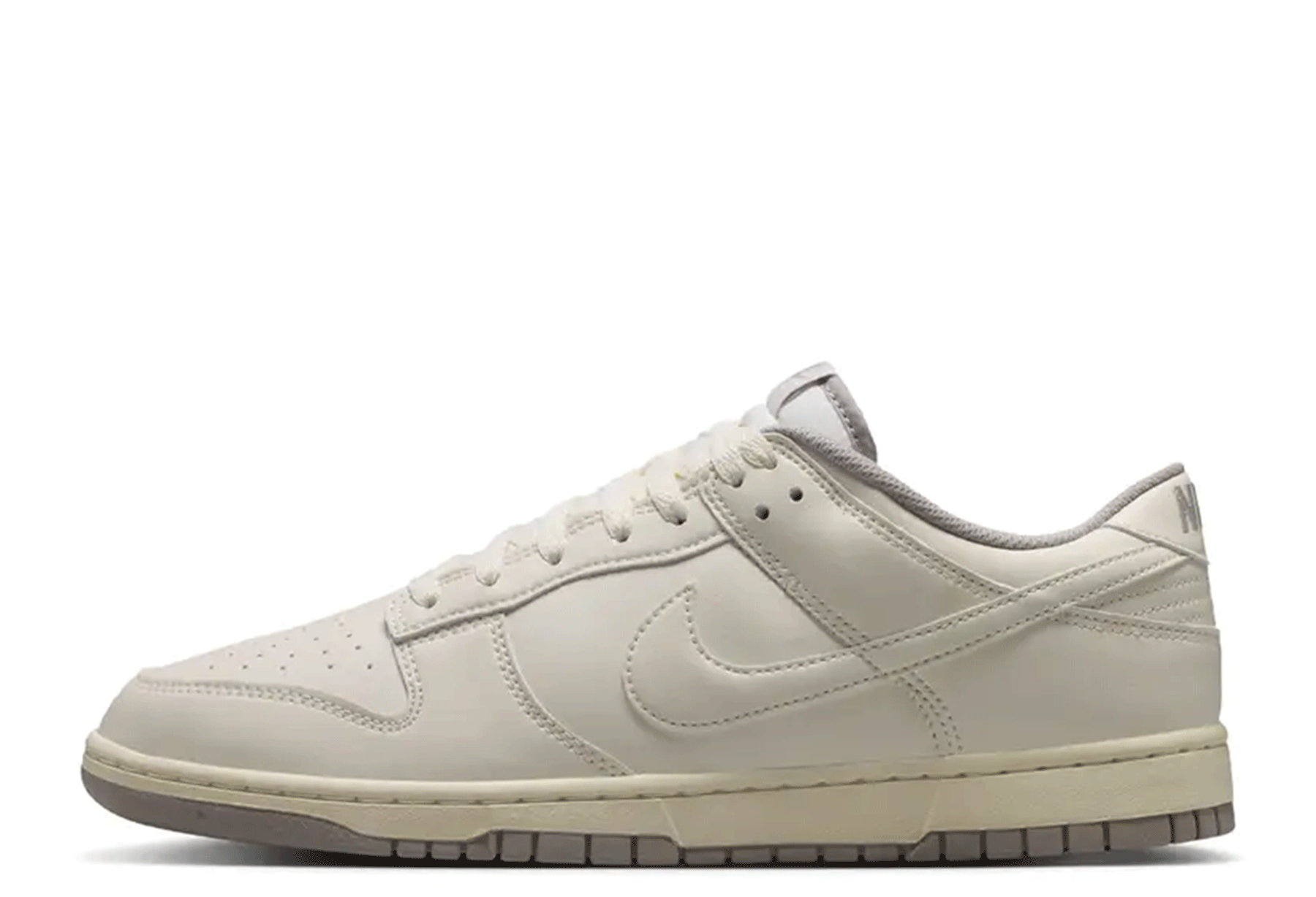 Nike Dunk Low Retro 'Soft Pearl'