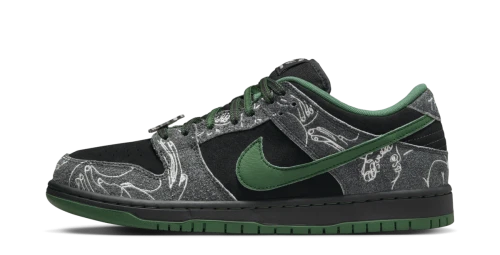 Nike SB Dunk Low There Skateboards