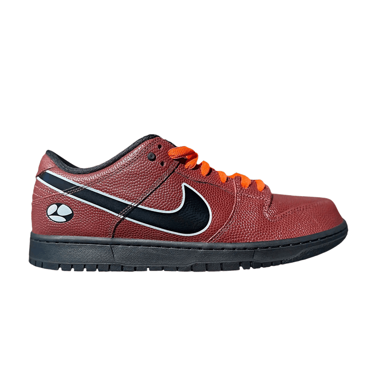 Nike SB Dunk Low Limosine Skateboards