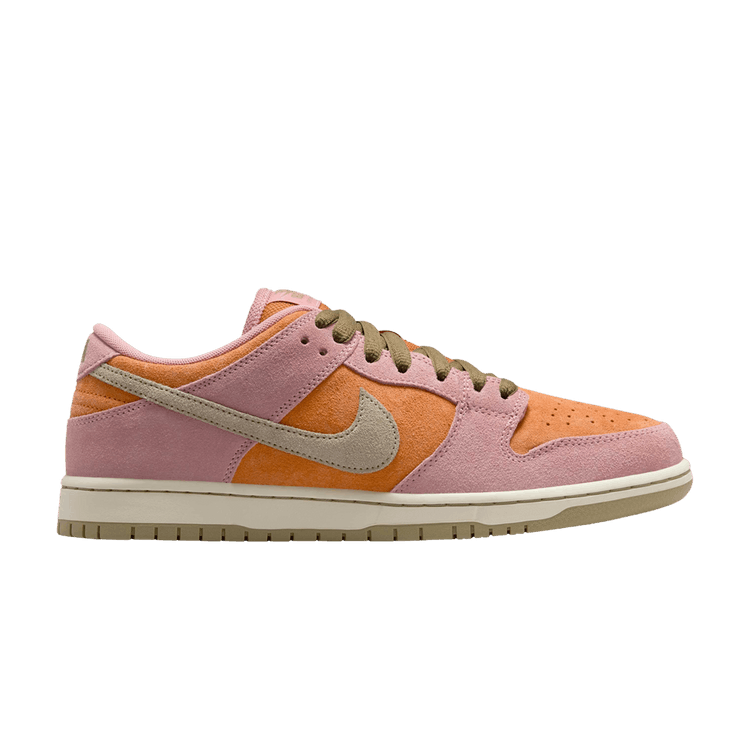 Nike SB Dunk Low Red Stardust