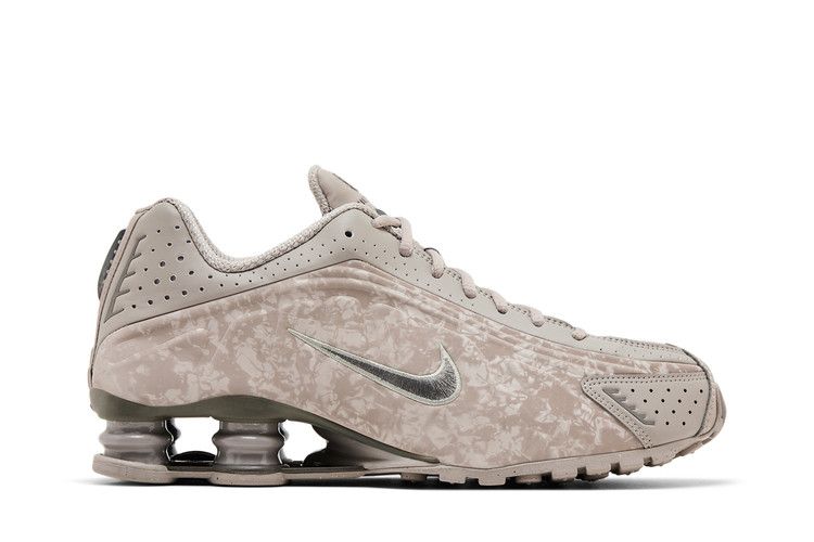 Nike Shox R4 Flat Pewter Floral (Women's)