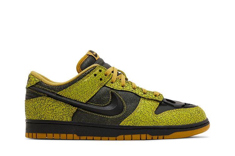 Nike Dunk Low Retro QS Halloween Skull