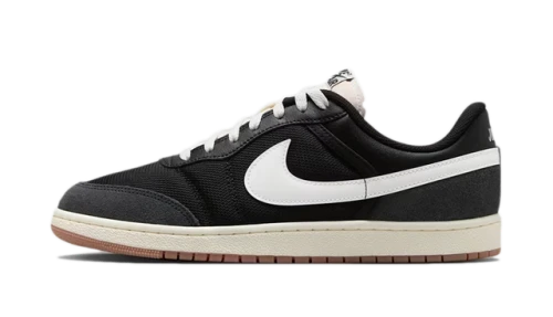 Jordan Skyline Low Black Summit White