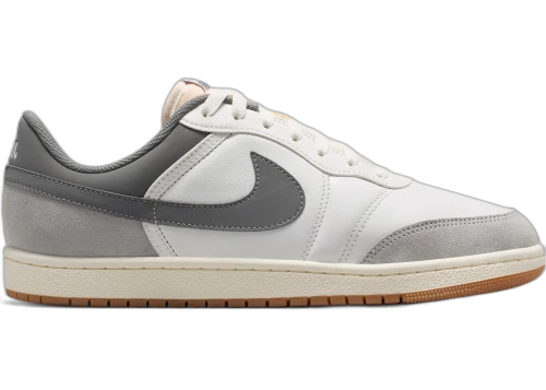 Jordan Skyline Low LE Summit White Light Smoke Grey