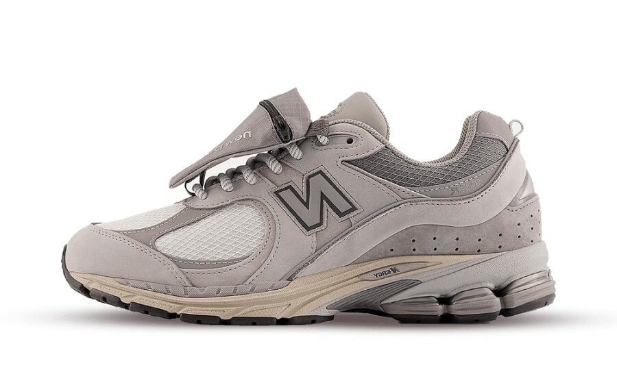 New Balance 2002R Grey Pocket