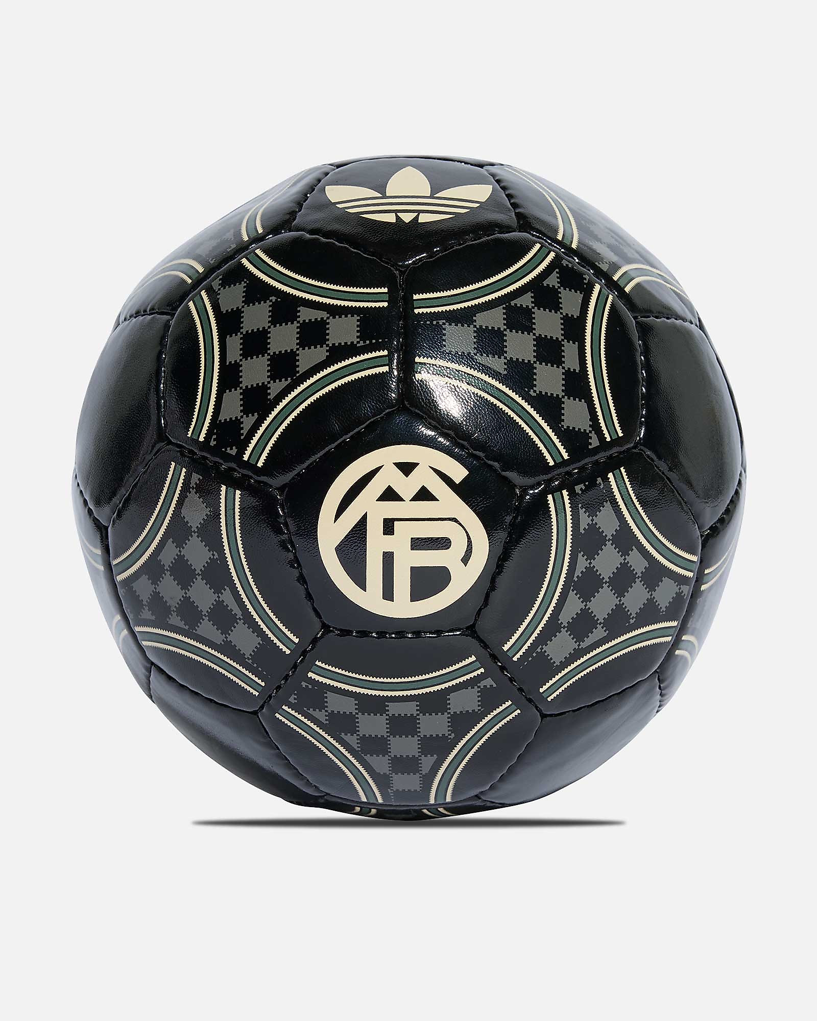 adidas Balón de fútbol 11 Bayern Munich Club