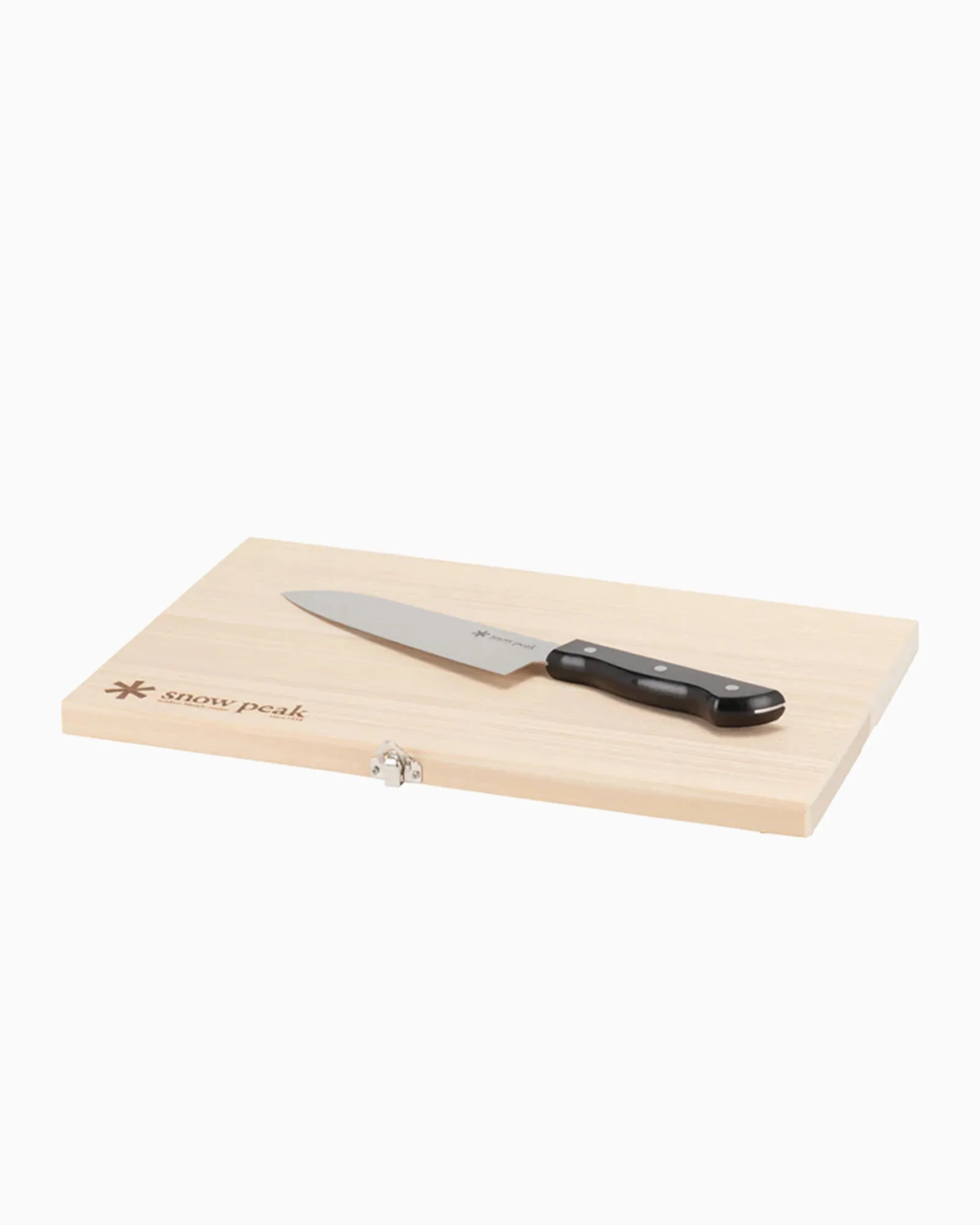 Snow Peak Kitchen Knife + Cutting Board