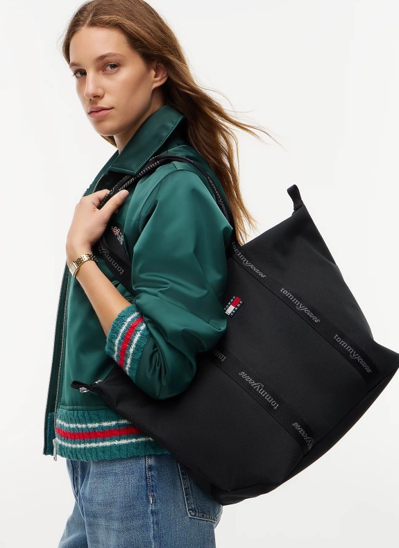 Tommy Hilfiger tjw ess daily tote