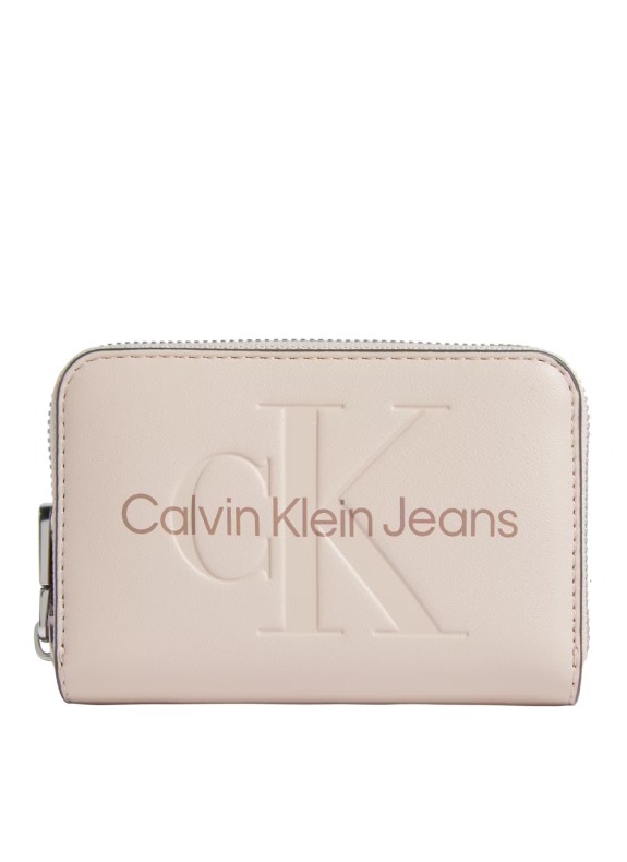 Calvin Klein monedero sculpted med zip around mono nude